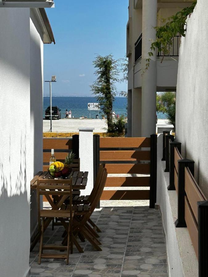 Sea Pleasure Studio Peraía Eksteriør billede